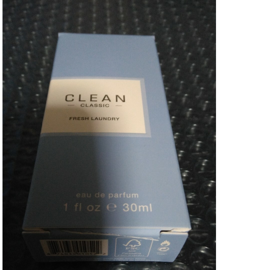 CLEAN(クリーン)のクリーン　クラシック　フレッシュランドリー　オードパルファム　30ml コスメ/美容の香水(ユニセックス)の商品写真