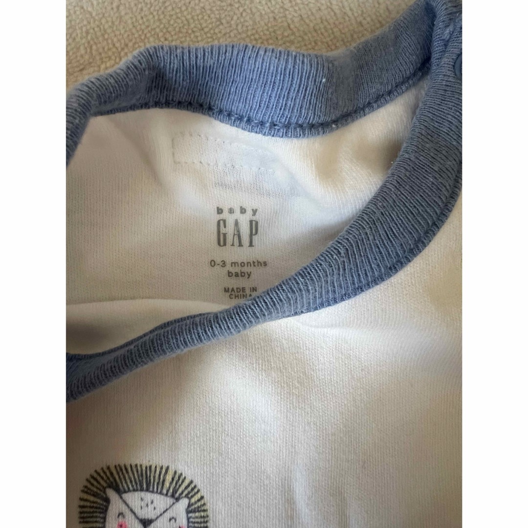 babyGAP(ベビーギャップ)のベビーギャップ　0-3M キッズ/ベビー/マタニティのベビー服(~85cm)(カバーオール)の商品写真