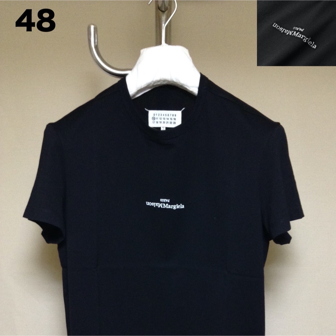 Maison Martin Margiela(マルタンマルジェラ)の新品 48 マルジェラ 23ss 定番 ロゴ反転Tシャツ 黒白 6096 メンズのトップス(Tシャツ/カットソー(半袖/袖なし))の商品写真