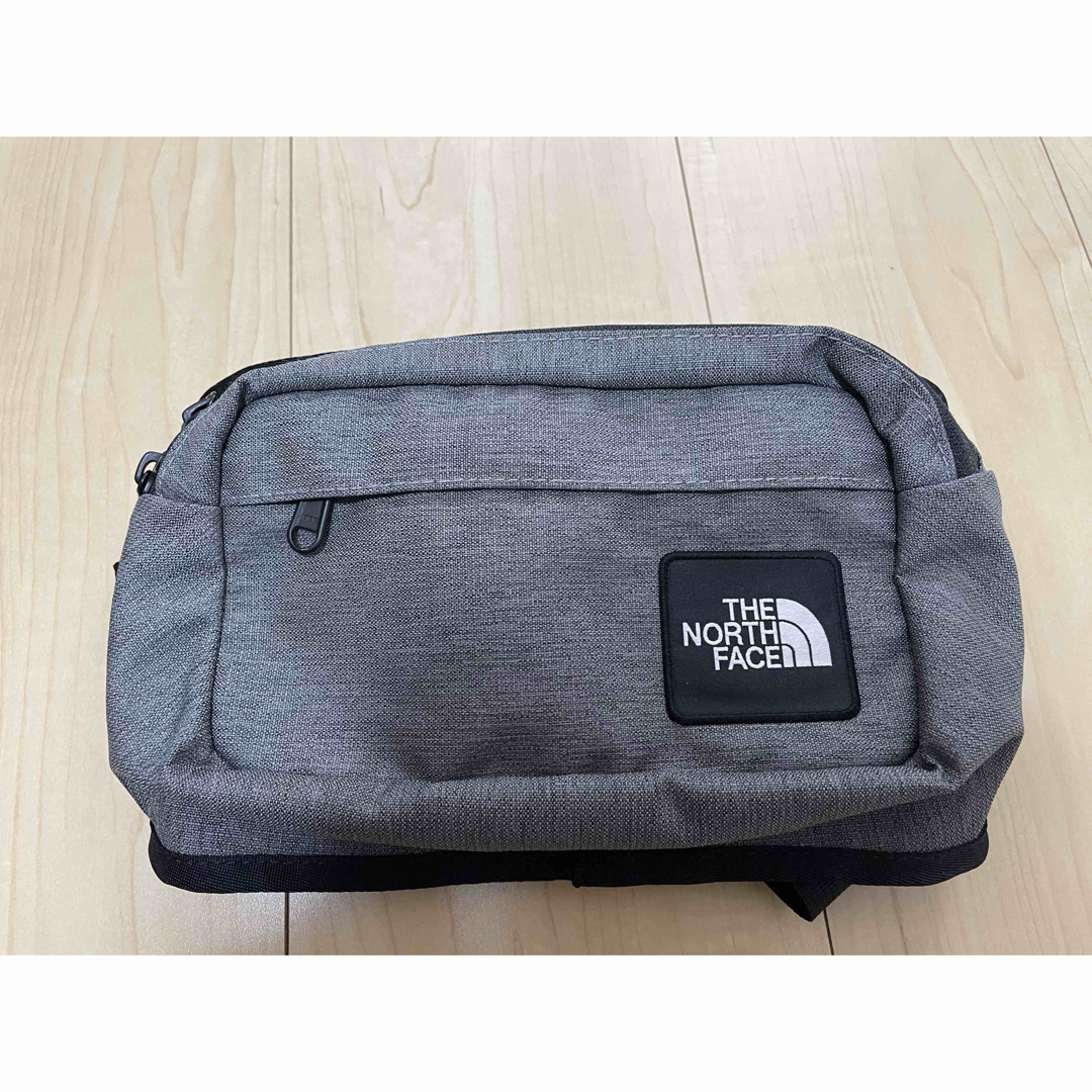 THE NORTH FACE(ザノースフェイス)の【美品】ノースフェイス THE NORTH FACE ウエストポーチ メンズのバッグ(ウエストポーチ)の商品写真