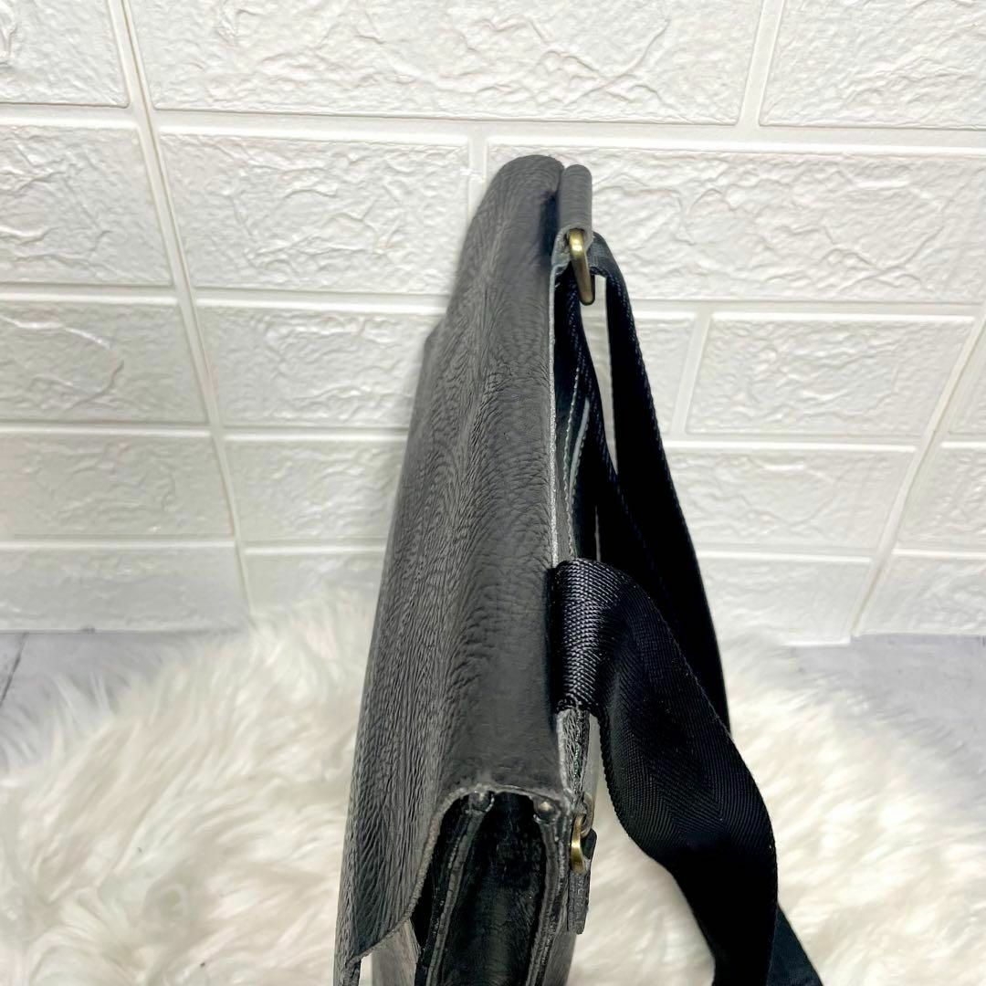 クラブジョルダン　ショルダーバッグ　オールレザー 黒　肩掛け可能 メンズのバッグ(その他)の商品写真