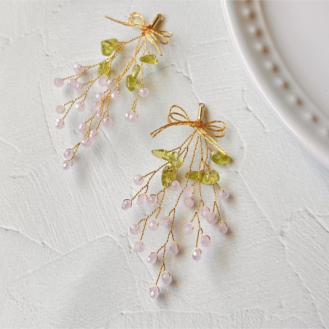 793 限定　葉桜　しだれ桜　小枝　ブーケ　ピアス　イヤリング　軽い　ピンク　花 ハンドメイドのアクセサリー(ピアス)の商品写真