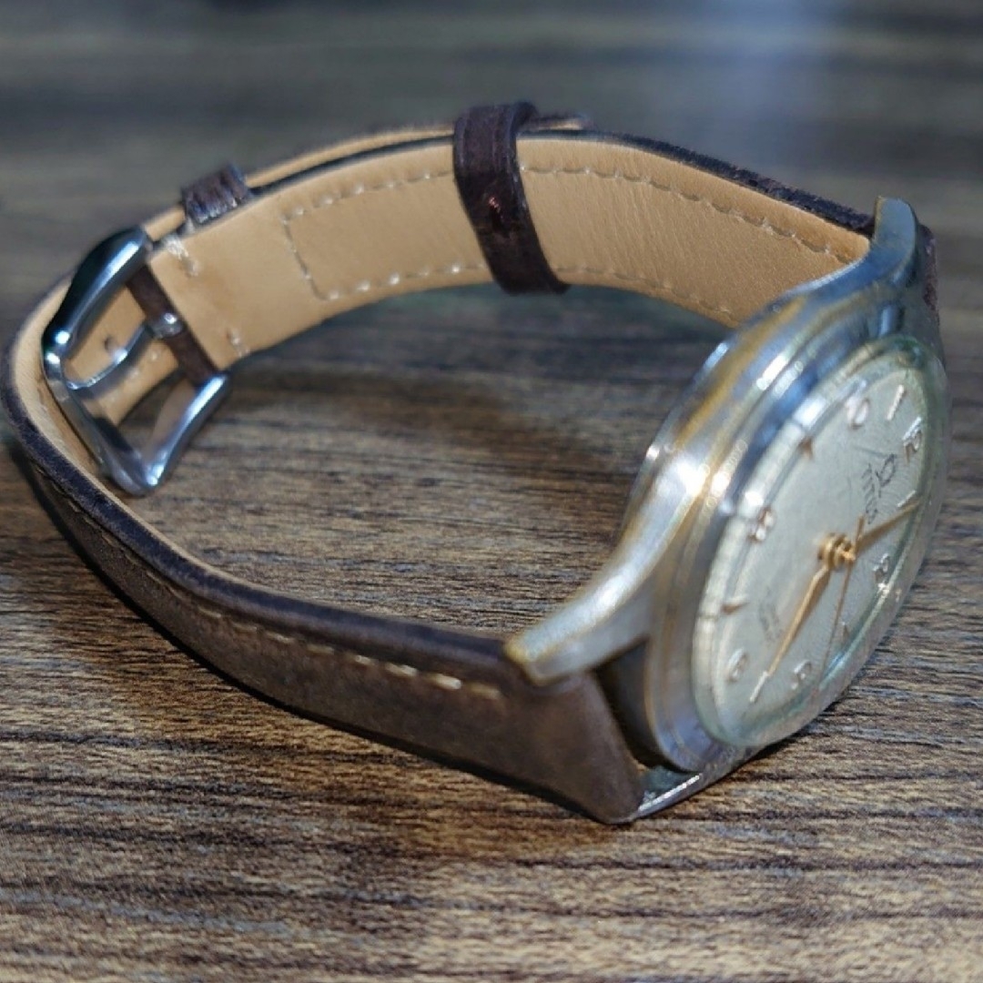 【フォンテンメロン】TITUS ヴィンテージ レディースのファッション小物(腕時計)の商品写真