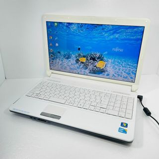 ママさん人気♪仕事もプライベートも♪可愛いノートＰＣ★すぐ使える★(ノートPC)