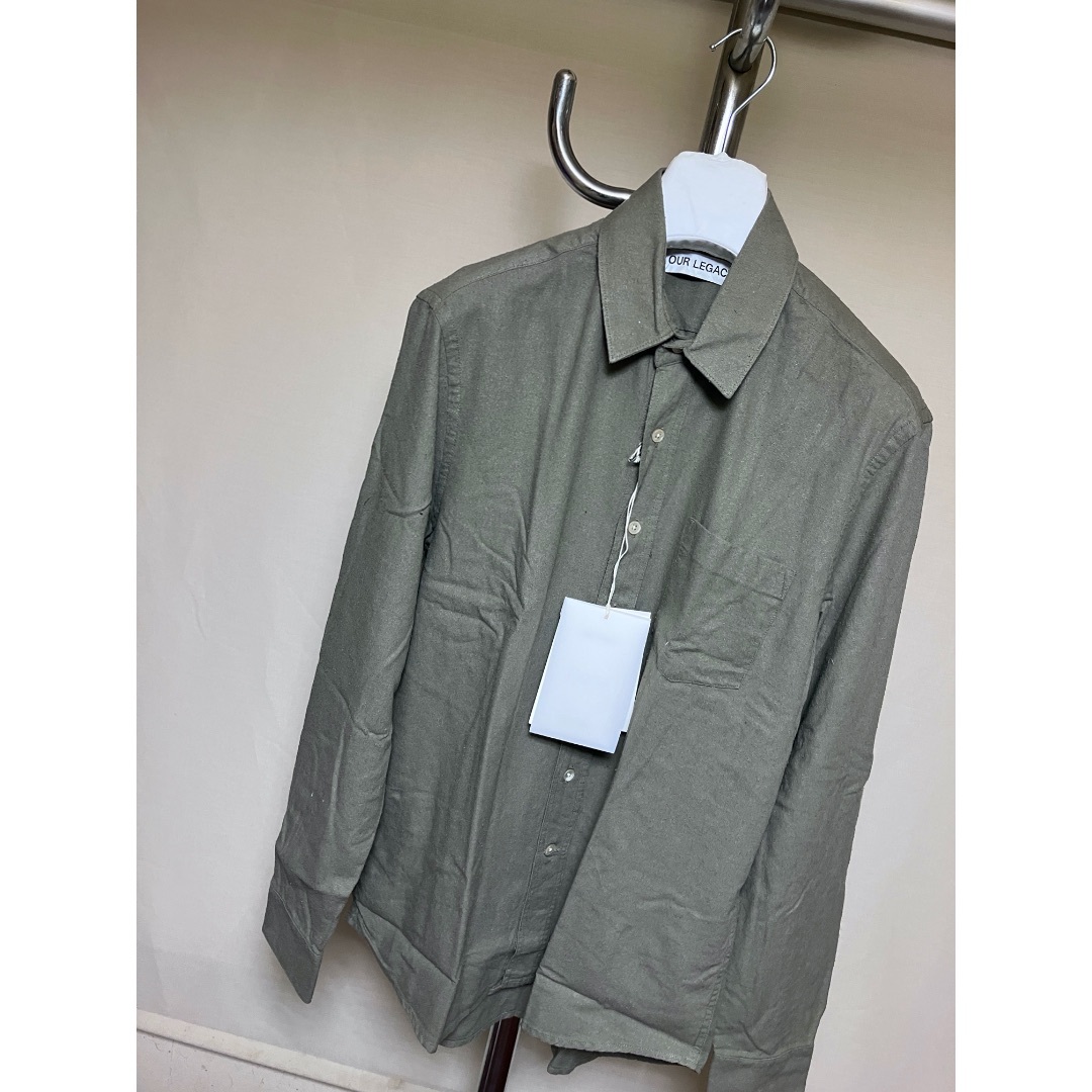 Maison Martin Margiela(マルタンマルジェラ)の新品 44 23aw OUR LEGACY クラシックシャツ 緑 6062 メンズのトップス(シャツ)の商品写真