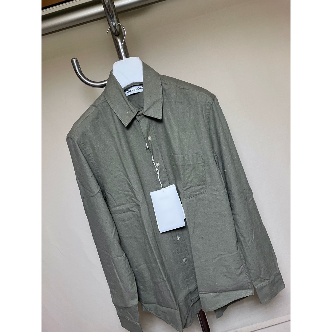 Maison Martin Margiela(マルタンマルジェラ)の新品 44 23aw OUR LEGACY クラシックシャツ 緑 6062 メンズのトップス(シャツ)の商品写真