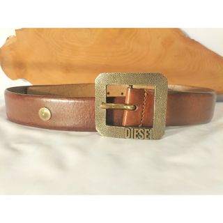 ディーゼル(DIESEL)の【良品】ＤＩＥＳＥＬ　ゴールドスクエアバックルベルト　本革/真鍮　正規品(ベルト)