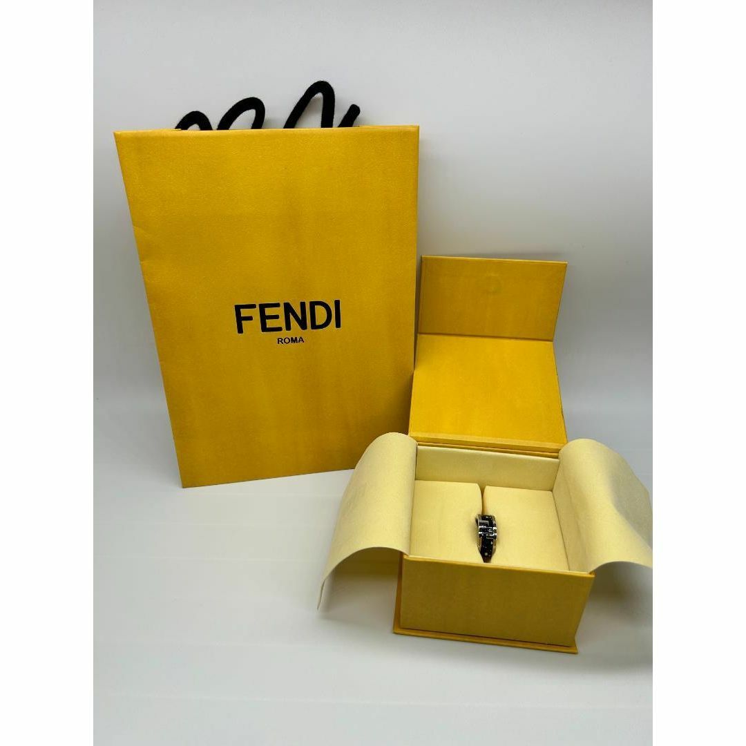 FENDI(フェンディ)のレザーブーツにピッタリ！FENDI シルバーリング ストリート系 かっこいい 黒 メンズのアクセサリー(リング(指輪))の商品写真