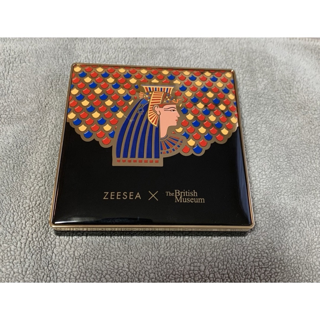 ZEESEA(ズーシー)のZEESEA X The  British Museum アイシャドウ コスメ/美容のベースメイク/化粧品(アイシャドウ)の商品写真