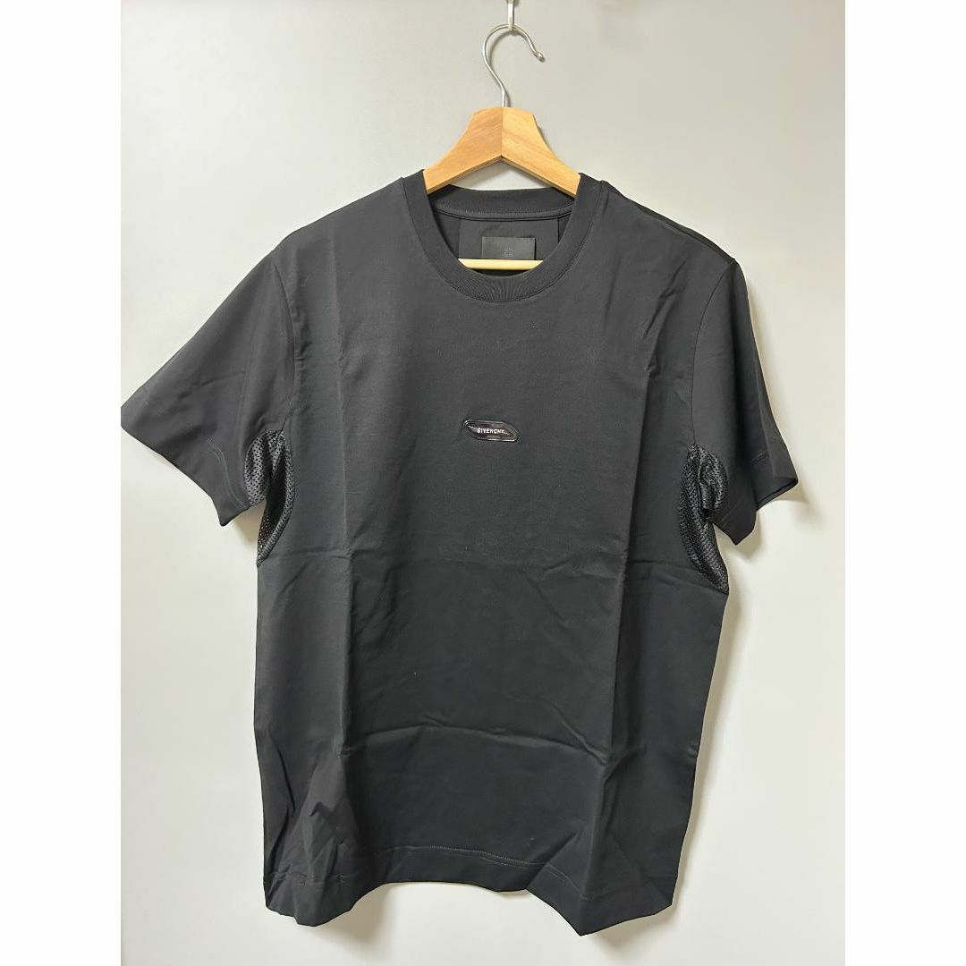 GIVENCHY(ジバンシィ)のホワイトジーンズにピッタリ！ジバンシー Tシャツ 脇メッシュ ブラック 半袖 夏 メンズのトップス(Tシャツ/カットソー(半袖/袖なし))の商品写真