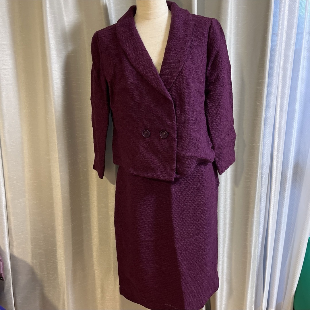 レディース　スーツ　スカート　上下セット　紫 レディースのフォーマル/ドレス(スーツ)の商品写真