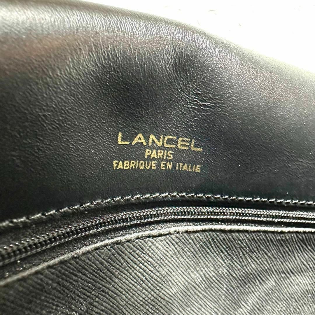 LANCEL(ランセル)のランセル　ショルダーバッグ　オールレザー フォーマル　黒　肩掛け可能 レディースのバッグ(ショルダーバッグ)の商品写真
