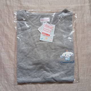 シマムラ(しまむら)のシナモロール　長袖Tシャツ　Ｌサイズ　グレー　しまむら　新品(Tシャツ(長袖/七分))