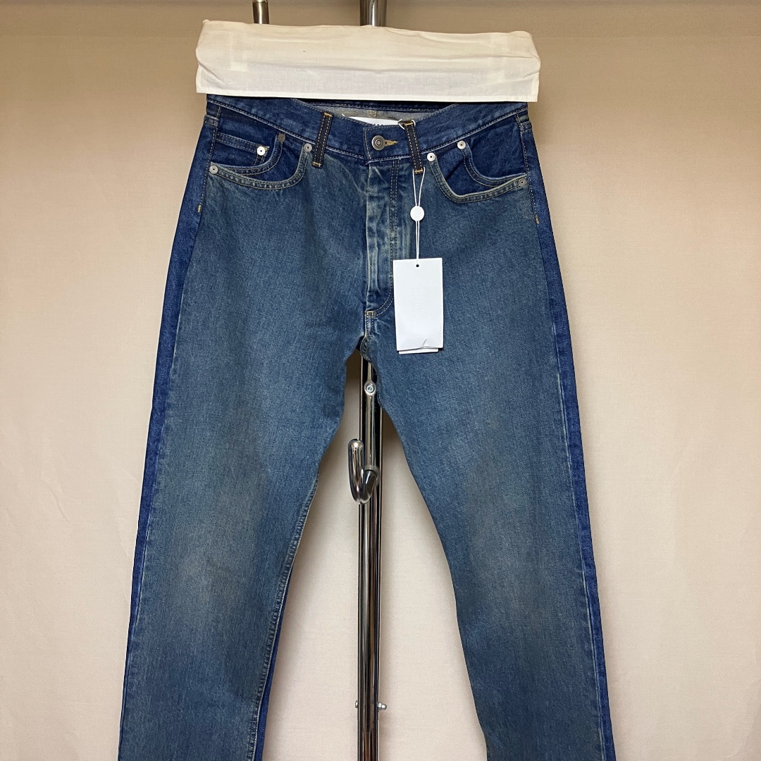 Maison Martin Margiela(マルタンマルジェラ)の新品 29 マルジェラ 22ss 再構築 ストレート デニム 5871 メンズのパンツ(デニム/ジーンズ)の商品写真