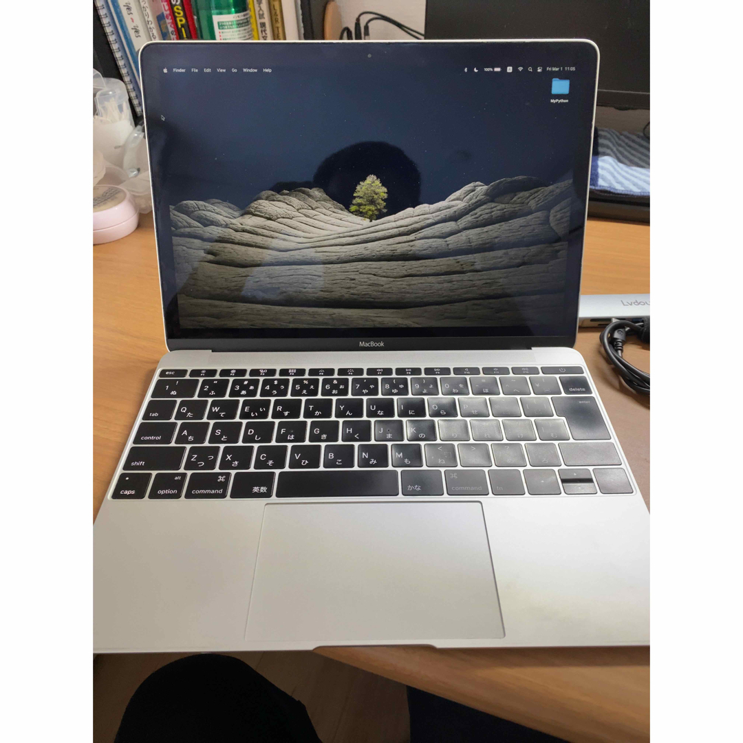 Apple(アップル)のmacbook12インチ2016年256gb スマホ/家電/カメラのPC/タブレット(ノートPC)の商品写真