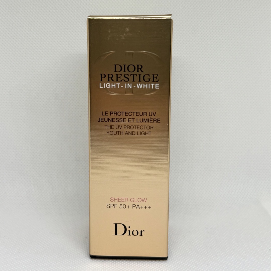 Christian Dior(クリスチャンディオール)のディオール プレステージ ホワイト ル プロテクター UV シアーグロー  コスメ/美容のベースメイク/化粧品(化粧下地)の商品写真