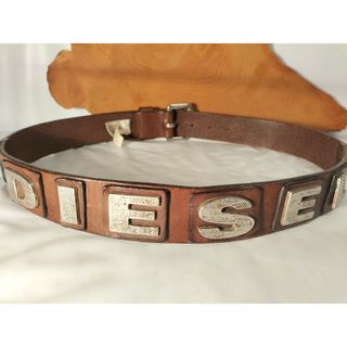 DIESEL - 【ＢＩＧ　ＬＯＧＯ】ＤＩＥＳＥＬ　正規品　高級レザーベルト　イタリアンレザー真鍮