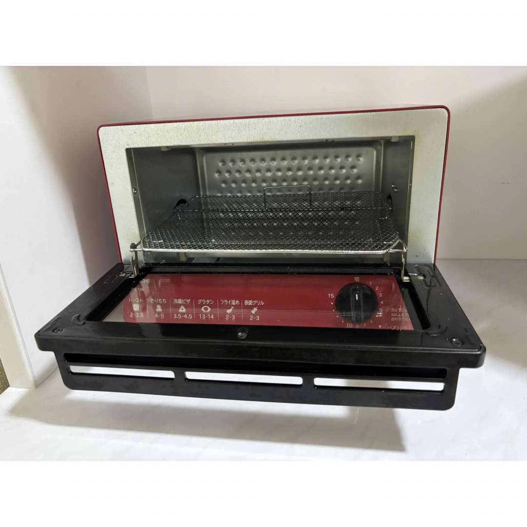 日立オーブントースター1000W HTO-CT35赤　2021年製 スマホ/家電/カメラの調理家電(調理機器)の商品写真