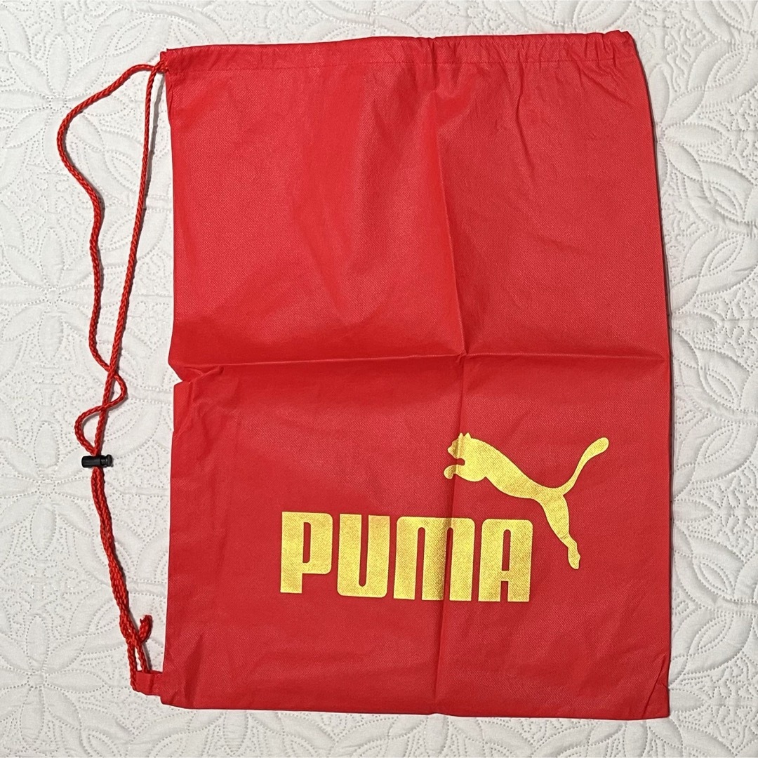 PUMA(プーマ)のPUMA 不織布 ショルダーバッグ ナップサック レディースのバッグ(ショップ袋)の商品写真