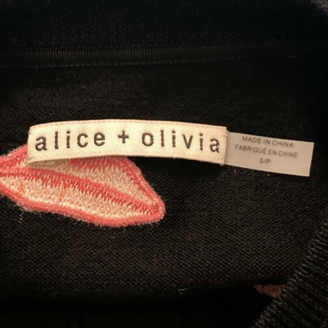 Alice+Olivia(アリスアンドオリビア)のalice+olivia(アリスオリビア) カーディガン サイズS レディース - 黒×レッド×マルチ 長袖/リップ柄 レディースのトップス(カーディガン)の商品写真