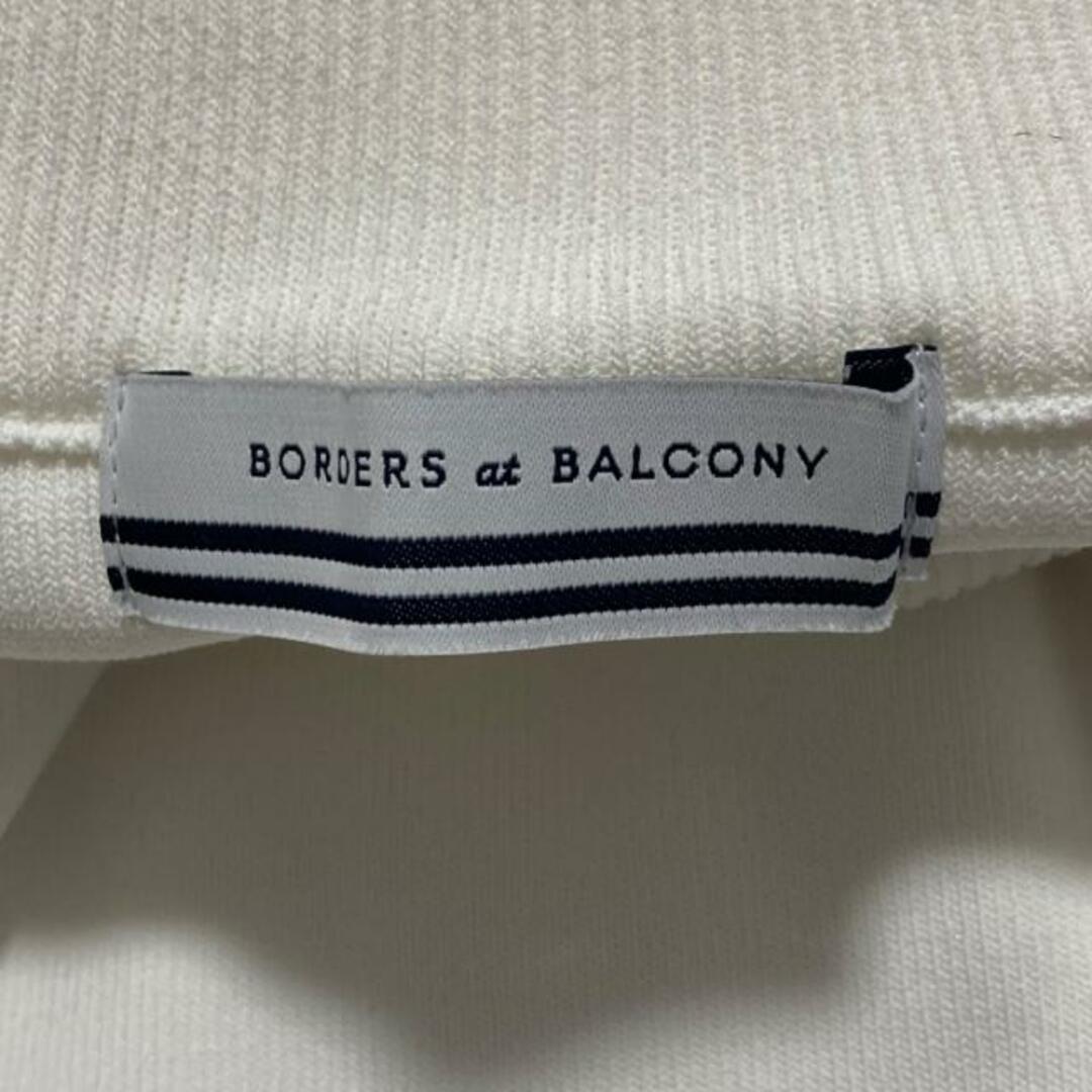 BORDERS at BALCONY(ボーダーズアットバルコニー)のBORDERS at BALCONY(ボーダーズアットバルコニー) 長袖カットソー サイズ38 M レディース - 白×黒 ハイネック/パール レディースのトップス(カットソー(長袖/七分))の商品写真