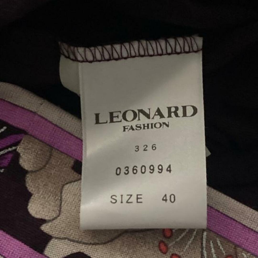 LEONARD(レオナール)のLEONARD(レオナール) ワンピース サイズ40 M レディース - パープル×ライトパープル×マルチ クルーネック/七分袖/ひざ丈/花柄 レディースのワンピース(その他)の商品写真