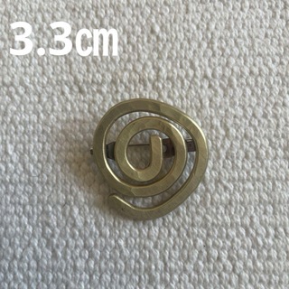 ハンドメイド　鍛金　真鍮　ブローチ　丸　渦巻　円　和柄(コサージュ/ブローチ)
