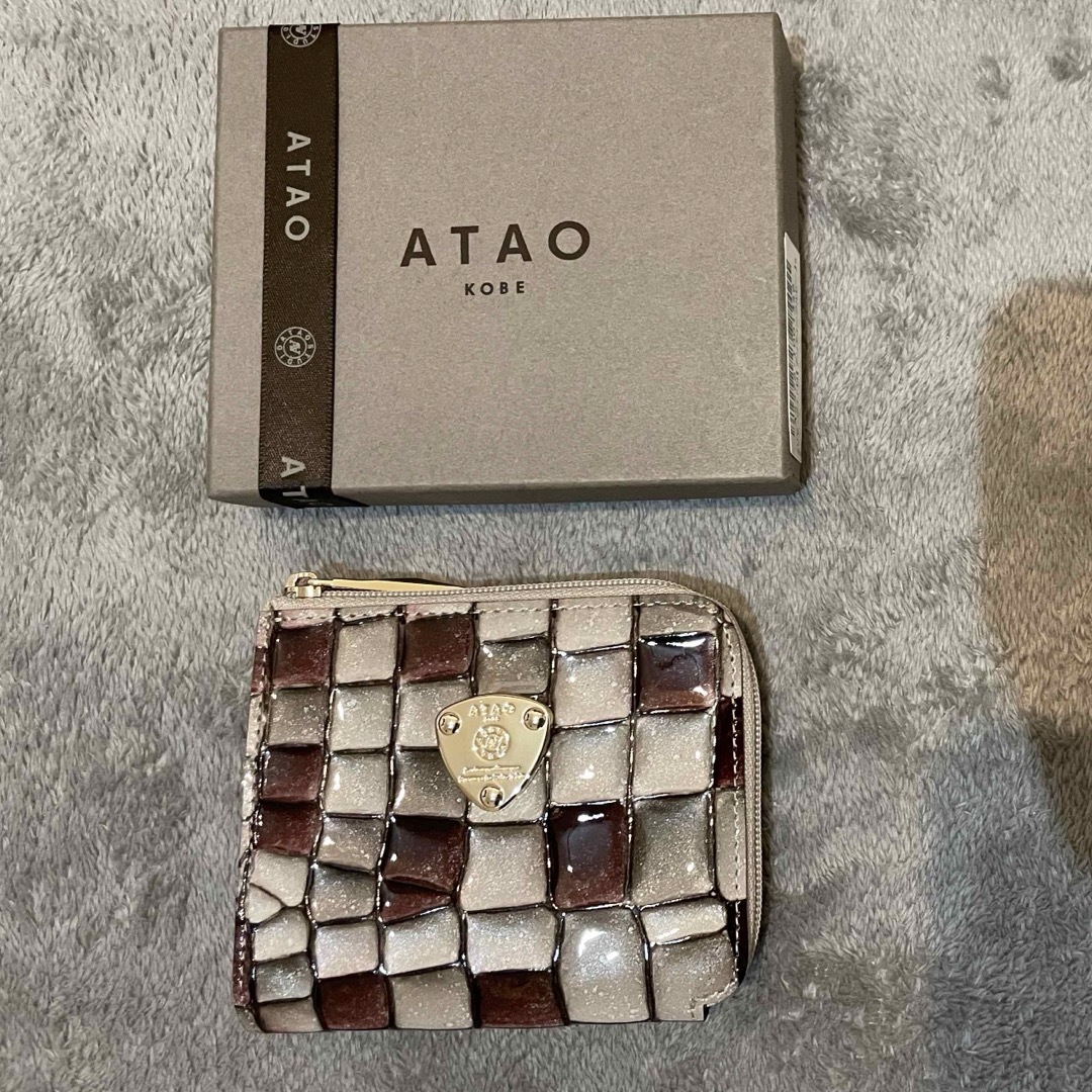 ATAO(アタオ)の【試し入れのみ】ATAO ミリモ・ヴィトロ アンティークルビー レディースのファッション小物(財布)の商品写真