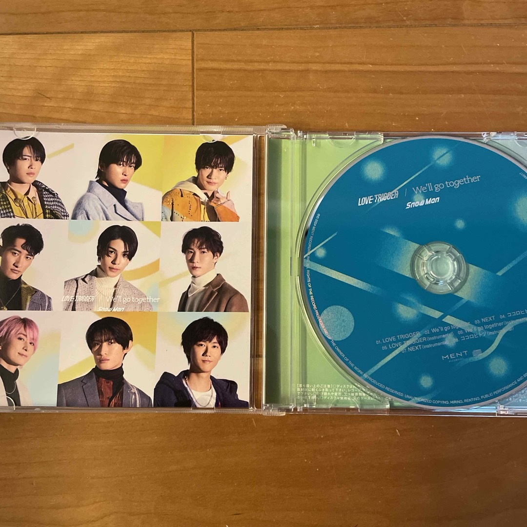 Snow Man(スノーマン)の「LOVE TRIGGER/We'll go together」 SnowMan エンタメ/ホビーのCD(ポップス/ロック(邦楽))の商品写真