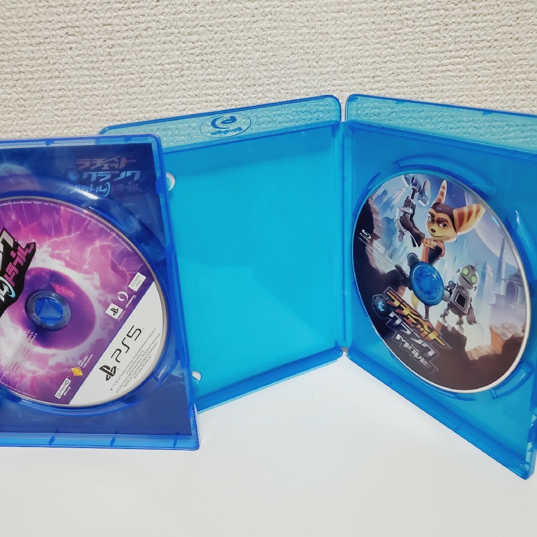 PS5 ラチェット&クランク パラレル・トラブル BluRay 2個セット エンタメ/ホビーのゲームソフト/ゲーム機本体(家庭用ゲームソフト)の商品写真
