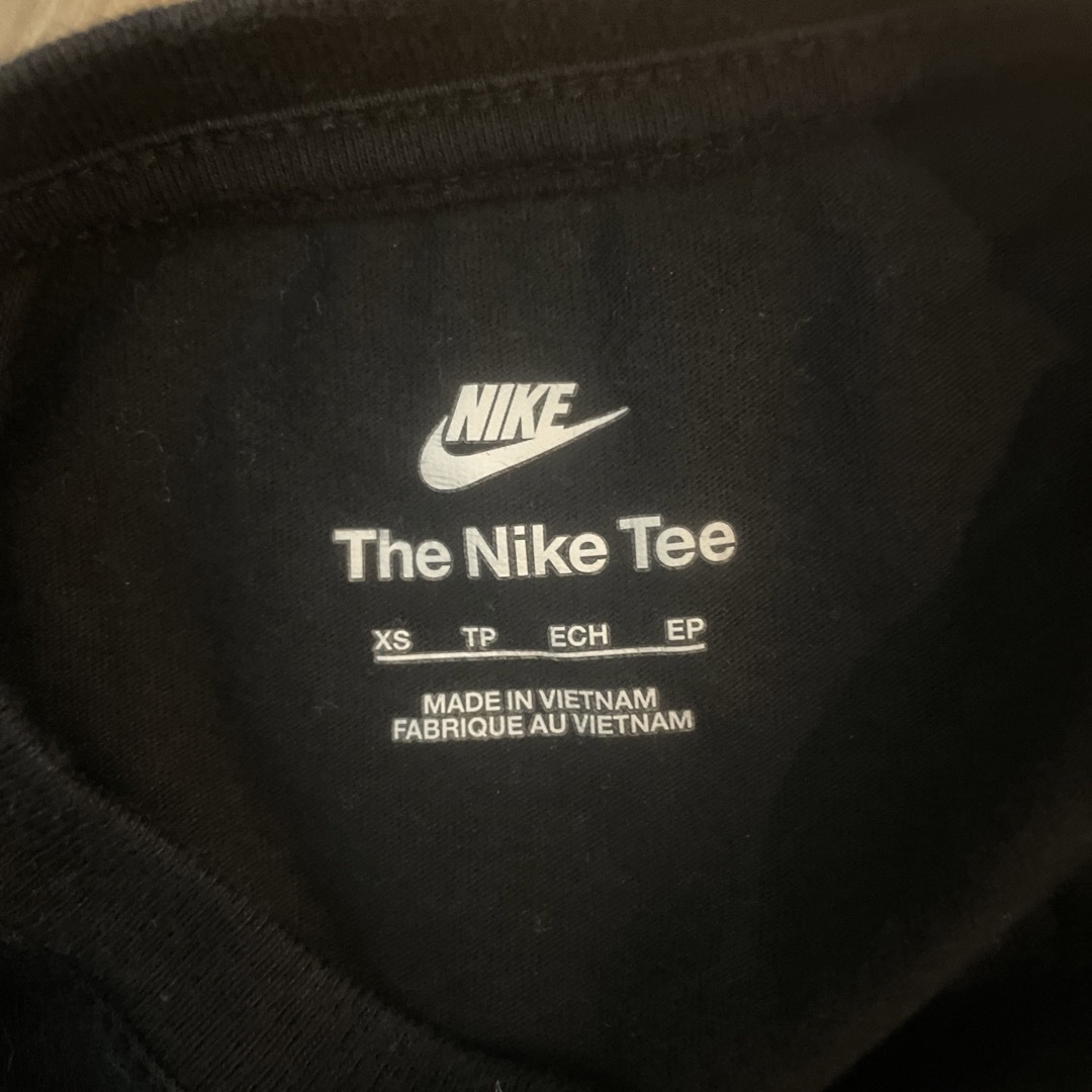 NIKE(ナイキ)のとりとん様　　NIKE 長袖 Tシャツ　xs キッズ/ベビー/マタニティのキッズ服女の子用(90cm~)(Tシャツ/カットソー)の商品写真