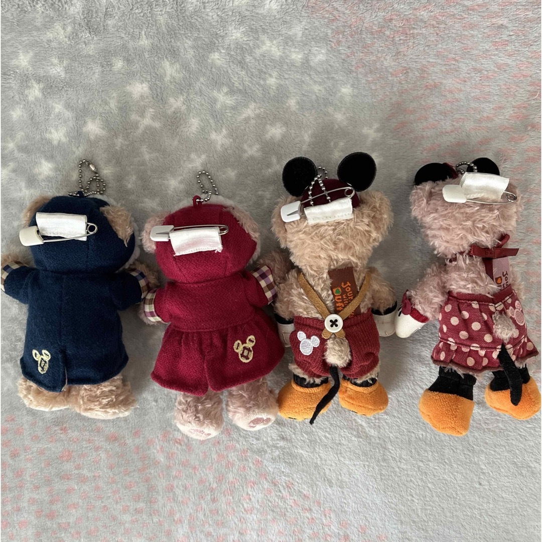 Disney(ディズニー)のダッフィーシェリーメイ　ぬいぐるみバッジ　4点セット エンタメ/ホビーのおもちゃ/ぬいぐるみ(ぬいぐるみ)の商品写真