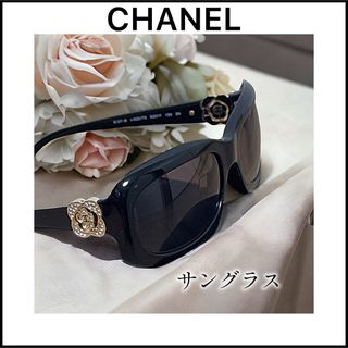 CHANEL - 【CHANEL】可愛いラインストーンのカメリアがポイント☆これからの必需品