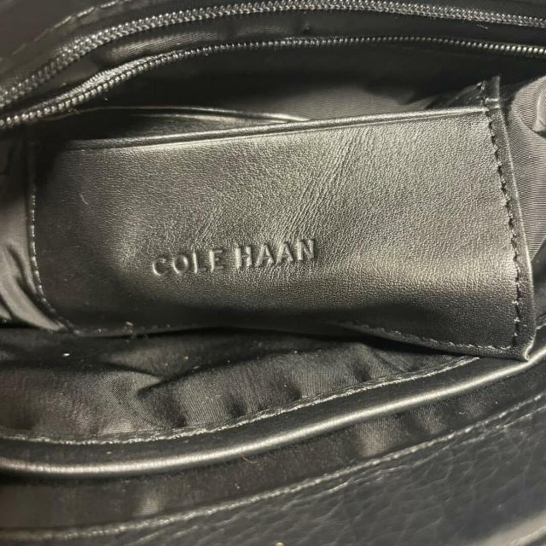 Cole Haan(コールハーン)のCOLE HAAN(コールハーン) ショルダーバッグ - 黒 斜めがけ レザー レディースのバッグ(ショルダーバッグ)の商品写真