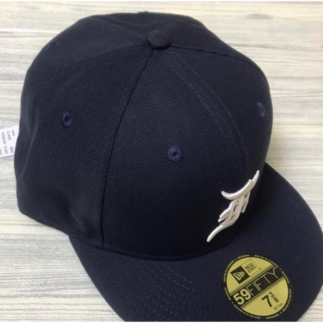 FEAR OF GOD(フィアオブゴッド)のFOG Essentials x New Era 59Fifty 7 3/8  メンズの帽子(キャップ)の商品写真