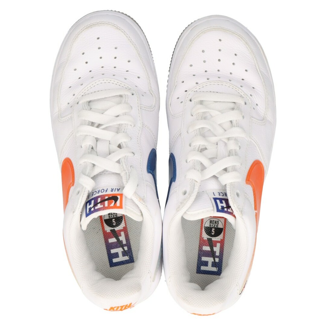 NIKE(ナイキ)のNIKE ナイキ ×KITH AIR FORCE 1 LOW キス エアフォース1ロースニーカー ホワイト US5/23.5cm CZ7928-100 レディースの靴/シューズ(スニーカー)の商品写真