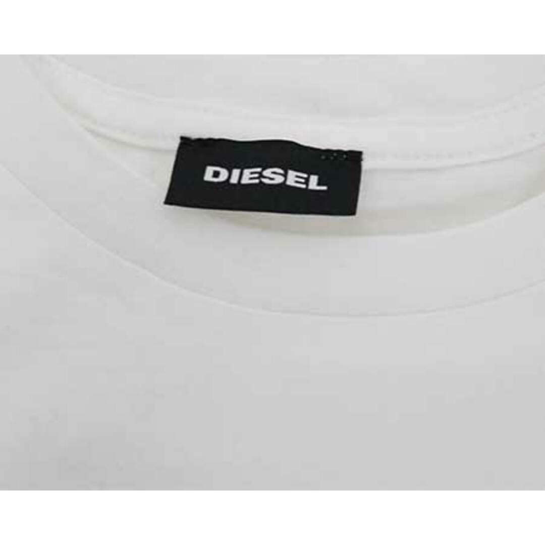 DIESEL(ディーゼル)の【春物 新入荷!】〓ディーゼルキッズ/DIESEL kids〓140cm 長袖Tシャツ/長袖カットソー/ロンT 白【中古】子供服 キッズ kids ジュニア 男の子 女の子 春秋 tops 723042 キッズ/ベビー/マタニティのベビー服(~85cm)(Ｔシャツ)の商品写真