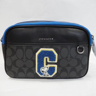 コーチ(COACH)のThH392 コーチ ショルダーバッグ クロスボディ PEANUTSコラボ グラハム スヌーピー シグネチャー C4027 メンズ 本革 COACH 未使用 ※ヨゴレあり(ショルダーバッグ)