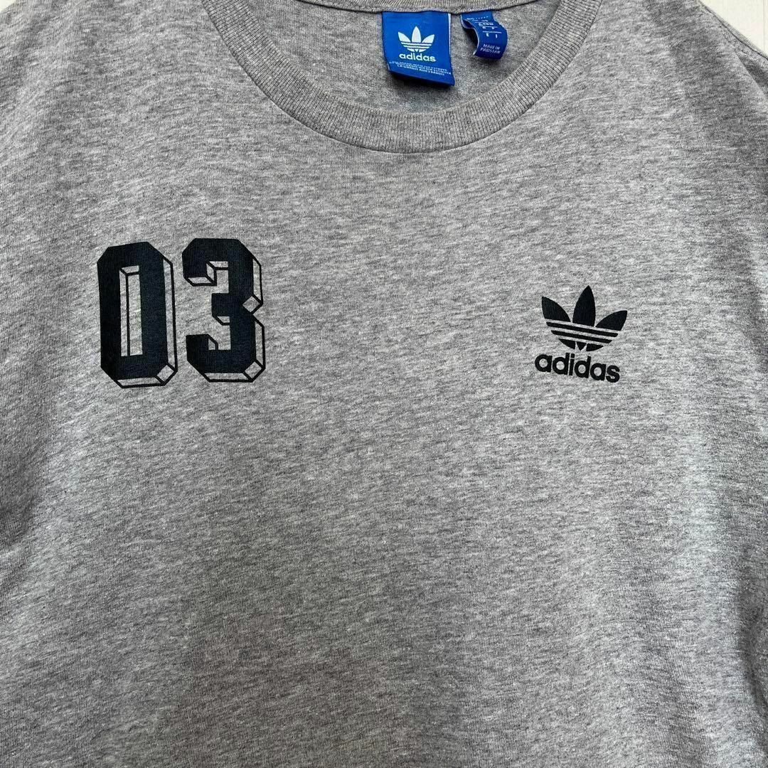 adidas(アディダス)の古着 adidas メンズ Tシャツ グレー M ビッグプリント メンズのトップス(Tシャツ/カットソー(半袖/袖なし))の商品写真