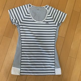 アディダス(adidas)のadidas ウェア　レディースLサイズ(Tシャツ(半袖/袖なし))