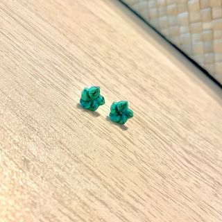 トルコ石風 ターコイズ プルメリア バンドメイド ピアス(ピアス)