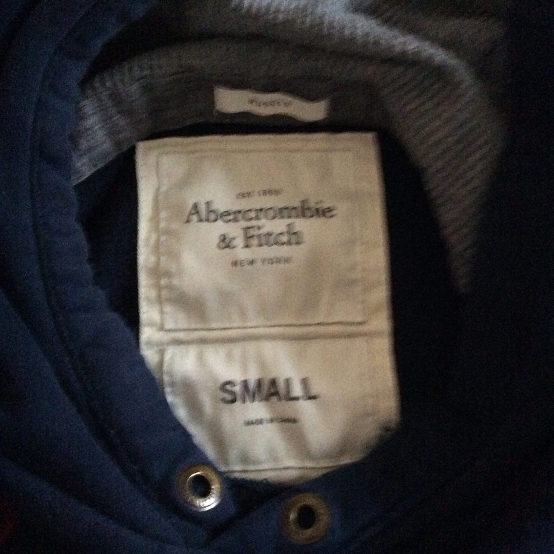 Abercrombie&Fitch(アバクロンビーアンドフィッチ)のパーカー  Abercro メンズのトップス(パーカー)の商品写真