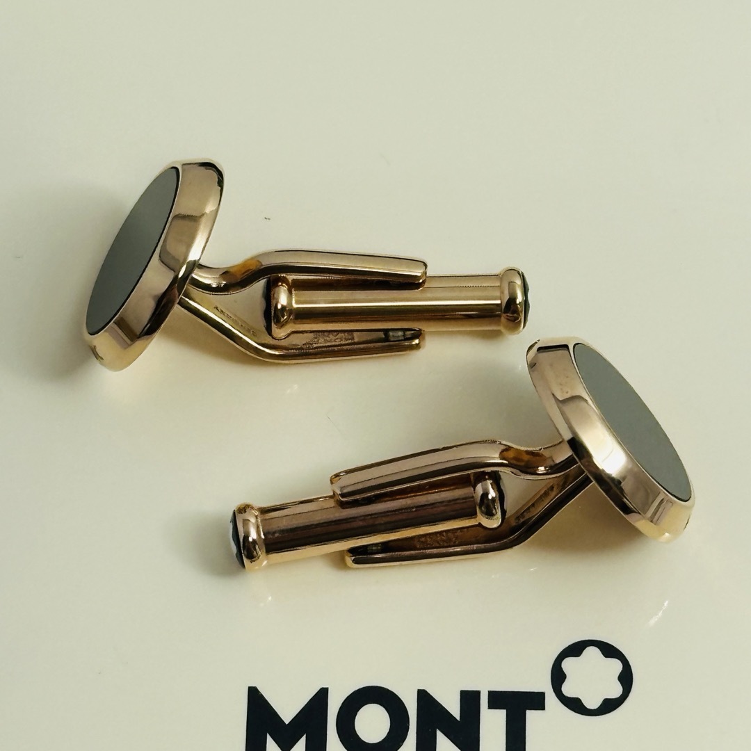 MONTBLANC(モンブラン)のモンブラン　マイスターシュテック　カフリンクス　カフス　オニキス　ゴールド メンズのファッション小物(カフリンクス)の商品写真