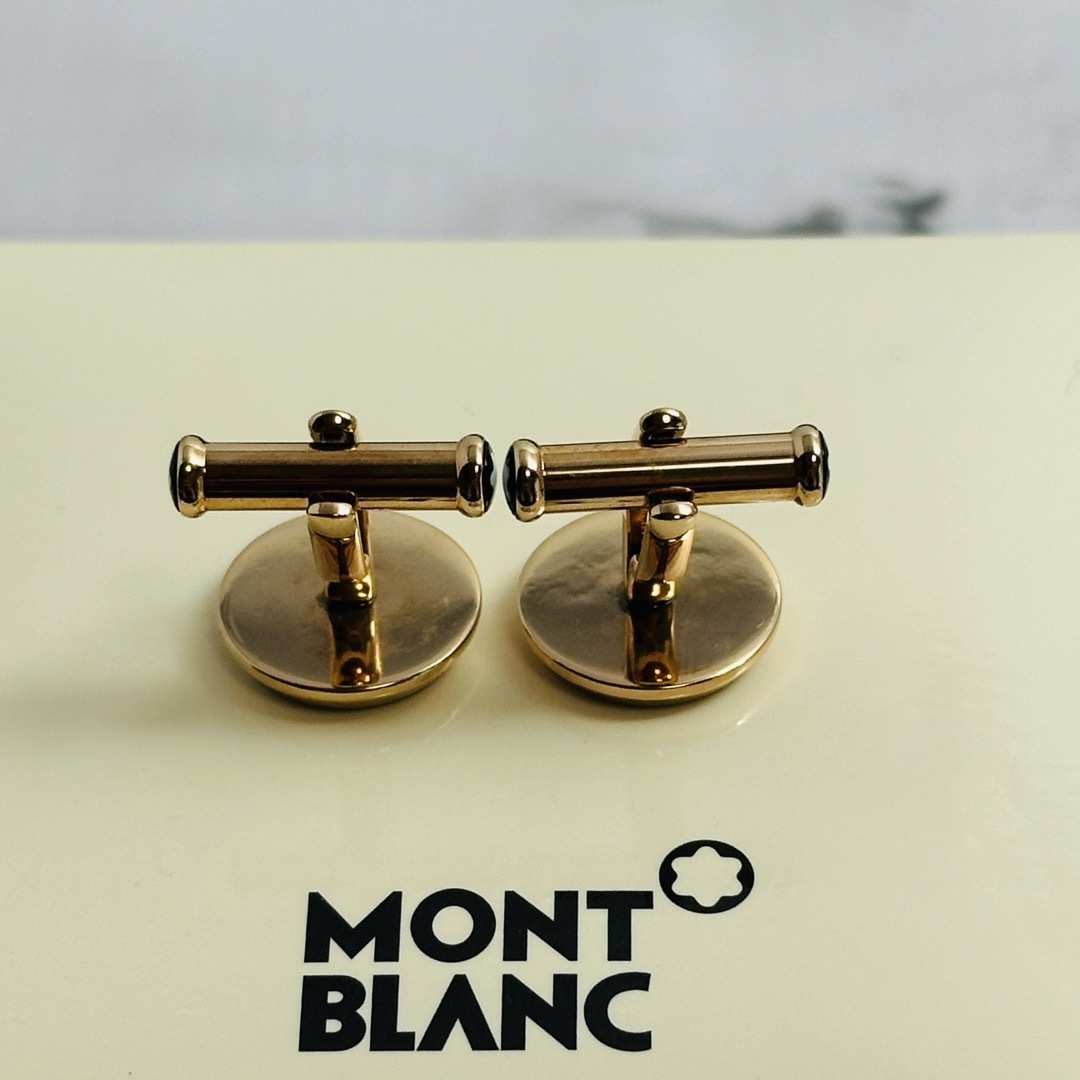 MONTBLANC(モンブラン)のモンブラン　マイスターシュテック　カフリンクス　カフス　オニキス　ゴールド メンズのファッション小物(カフリンクス)の商品写真