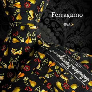 サルヴァトーレフェラガモ(Salvatore Ferragamo)のFerragamo ラ・フランス 洋梨 ブラック マルチカラー(ネクタイ)