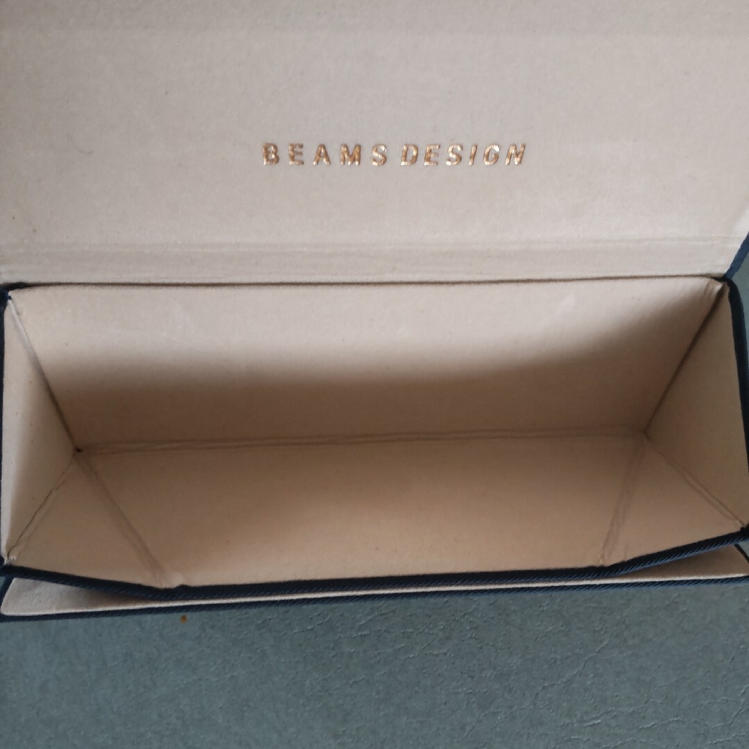BEAMS DESIGN(ビームスデザイン)のビームスデザイン メガネケース ケースのみ レディースのファッション小物(サングラス/メガネ)の商品写真