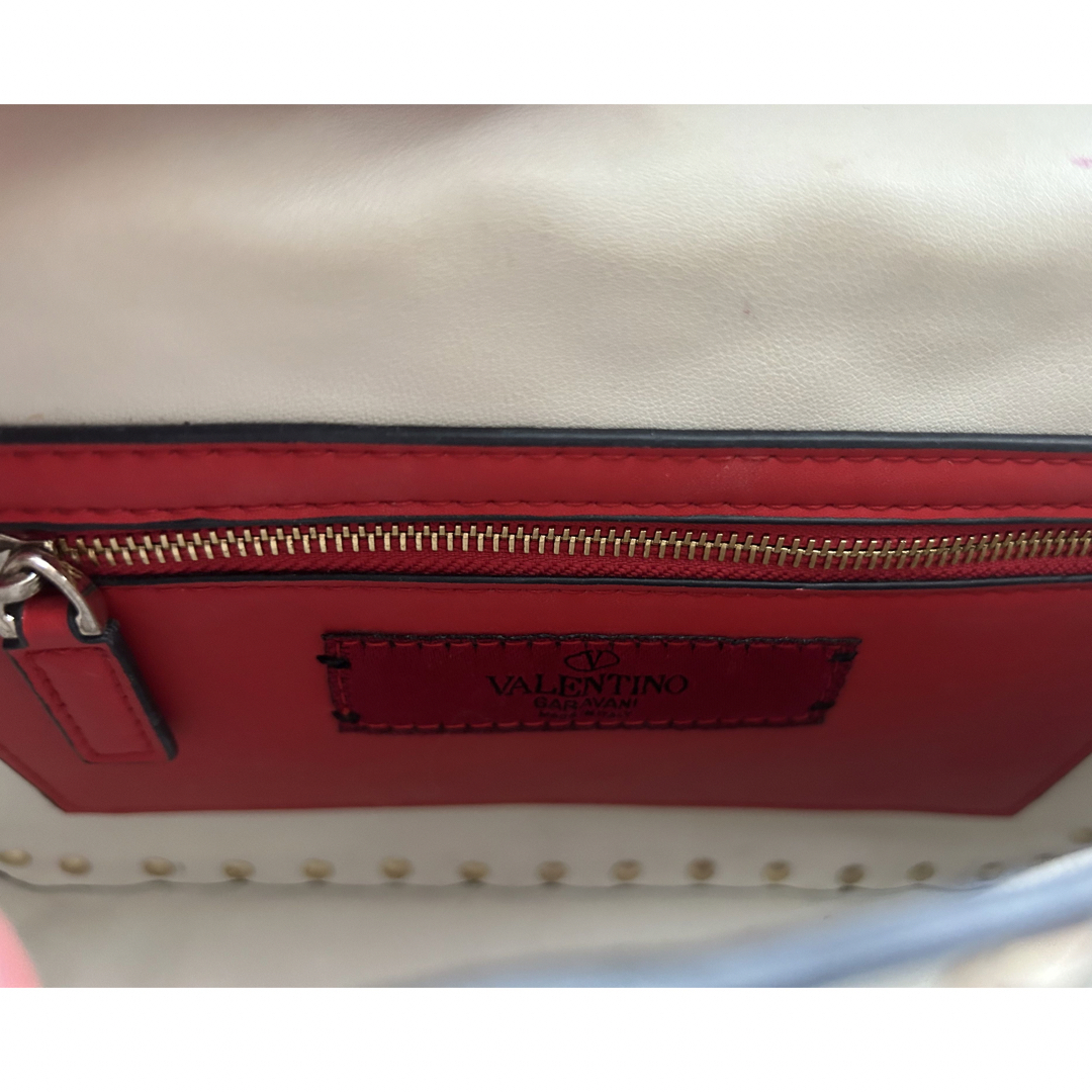 ヴァレンティノ ロックスタッズ バッグ レディースのバッグ(ハンドバッグ)の商品写真