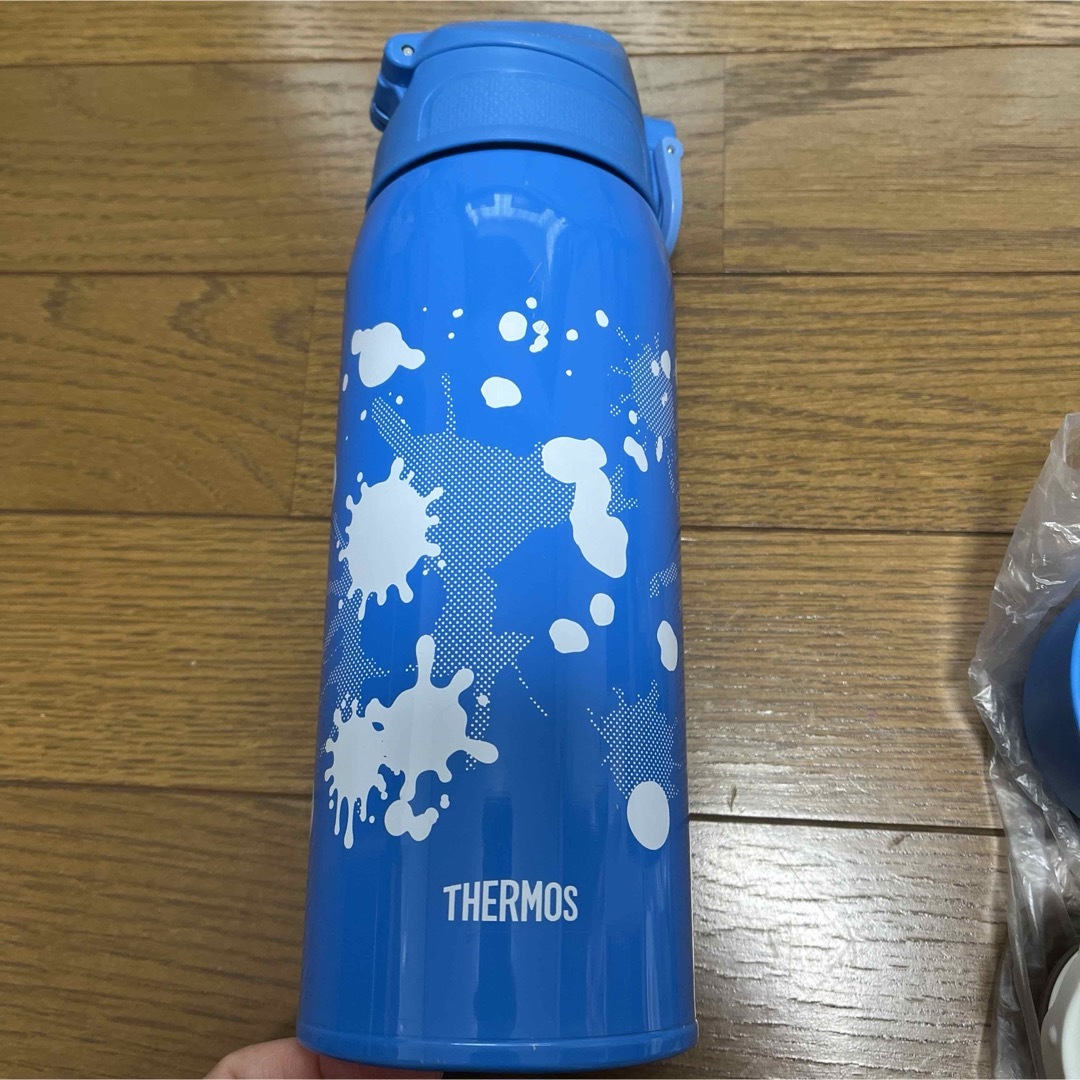 THERMOS(サーモス)のお値下げ！サーモス　水筒　0.8L 2way ブルーペイント キッズ/ベビー/マタニティの授乳/お食事用品(水筒)の商品写真