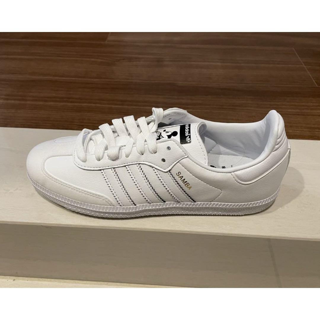 adidas(アディダス)の ⭐︎新品未使用⭐︎adidas サンバヴィーガン　ディズニーミッキー  レディースの靴/シューズ(スニーカー)の商品写真