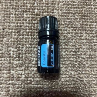 ドテラ(doTERRA)のドテラ 正規品 イージーエア アロマオイル 5ml doterra(エッセンシャルオイル（精油）)